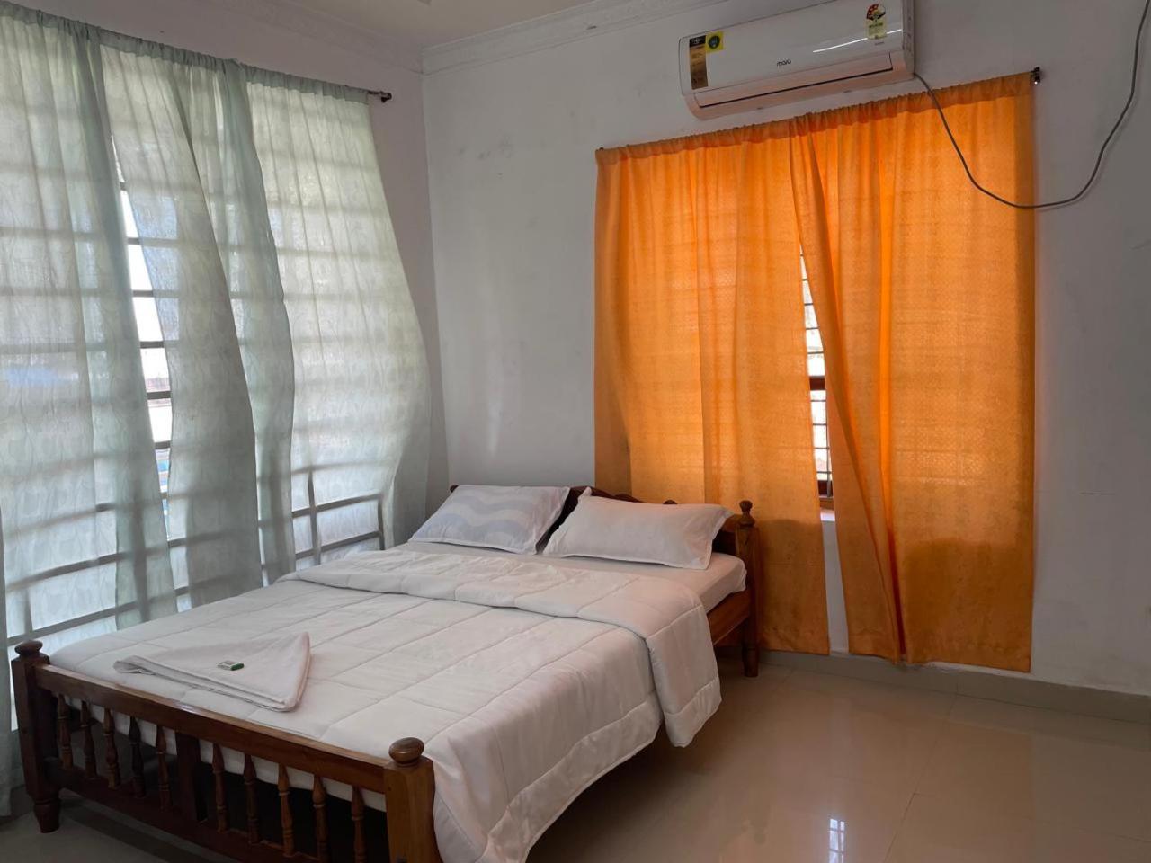 Somatheertham Resort Thiruvananthapuram Cameră foto